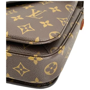 Louis Vuitton Pochette Metis Monogram Canvas