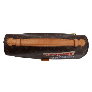 Louis Vuitton Pochette Metis Patches Carrier bags Louis Vuitton 33