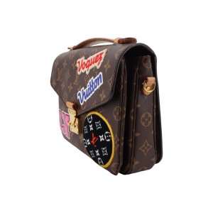 Louis Vuitton Pochette Metis Patches Carrier bags Louis Vuitton 27