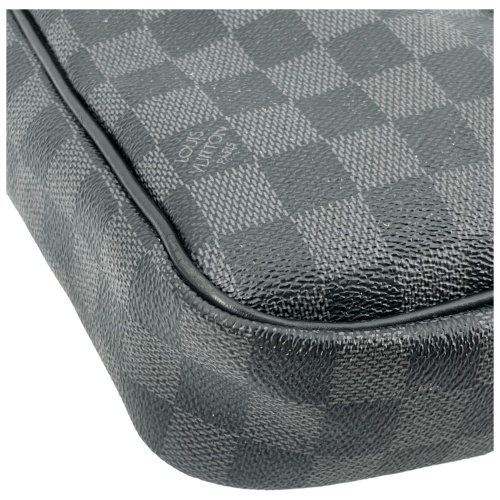 Louis Vuitton Porte-Documents Voyage PM Damier Graphite