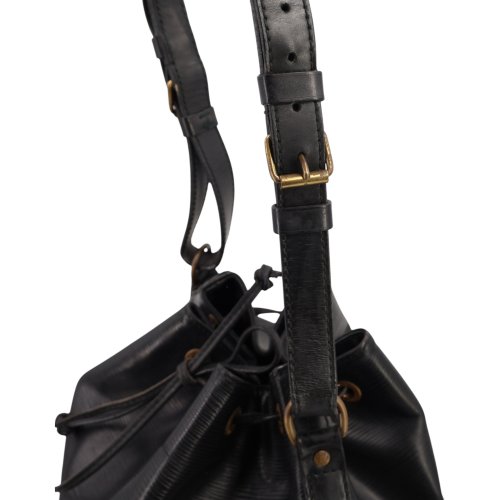 Louis Vuitton Sac Noe Grand Epi Black Carrier bags Louis Vuitton 13 Louis Vuitton Sac Noe Grand Epi Black Carrier bags Louis Vuitton 13