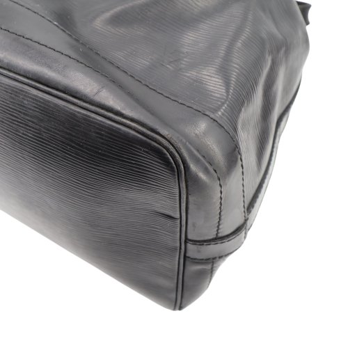Louis Vuitton Sac Noe Grand Epi Black Carrier bags Louis Vuitton 11 Louis Vuitton Sac Noe Grand Epi Black Carrier bags Louis Vuitton 11