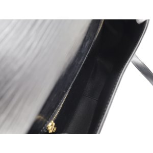 Louis Vuitton Saint Cloud GM Epi Schwarz