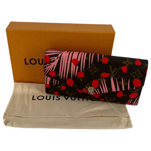 Louis Vuitton Sarah Jungle Dots Wallet