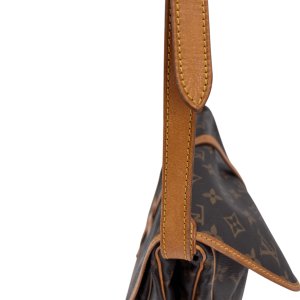 Louis Vuitton Saumur 30 Monogram Canvas