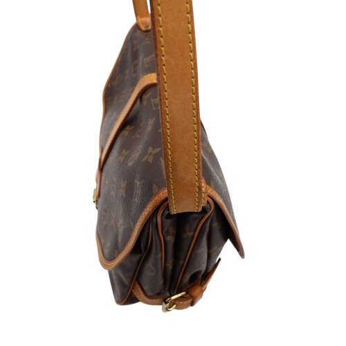 Louis Vuitton Saumur 30 Monogram Canvas Carrier bags Louis Vuitton 11 Louis Vuitton Saumur 30 Monogram Canvas Carrier bags Louis Vuitton 11