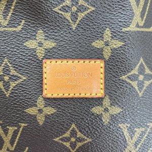 Louis Vuitton Saumur 30 Monogram Canvas