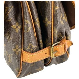 Louis Vuitton Saumur 30 Monogram Canvas