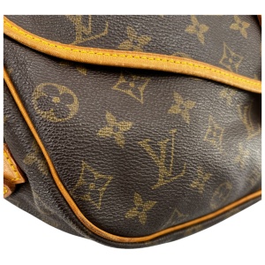 Louis Vuitton Saumur 35 Monogram Canvas