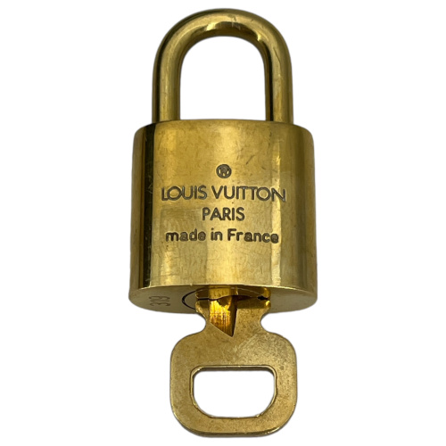 Louis Vuitton Padlock No. 319