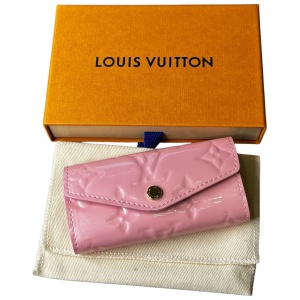 Louis Vuitton Key Holder Valentine’s Day Vernis Japan Edition