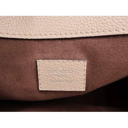 Louis Vuitton Sèvres Carrier bags Louis Vuitton 21