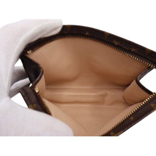 Louis Vuitton Poche Toilette 15 Monogram Canvas Kleinlederwaren Louis Vuitton 10 Louis Vuitton Poche Toilette 15 Monogram Canvas Kleinlederwaren Louis Vuitton 10