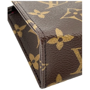 Louis Vuitton Poche Toiletry 15 Monogram Canvas