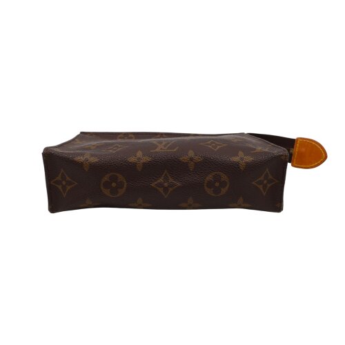 Louis Vuitton Poche Toiletry 19 Monogram Canvas Louis Vuitton Louis Vuitton 8