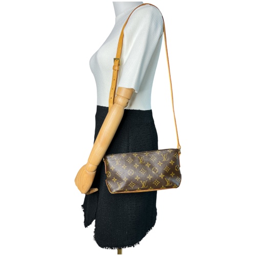 Louis Vuitton Trotteur Monogram Canvas