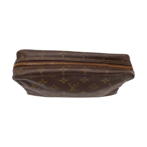 Louis Vuitton Trousse Toilette 23 Monogram Canvas For men Louis Vuitton 13