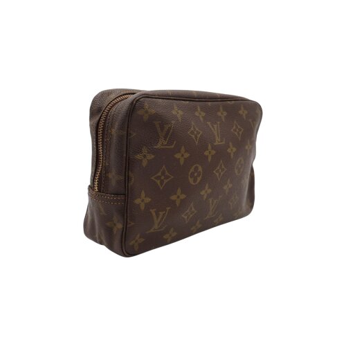 Louis Vuitton Trousse Toilette 23 Monogram Canvas For men Louis Vuitton 9