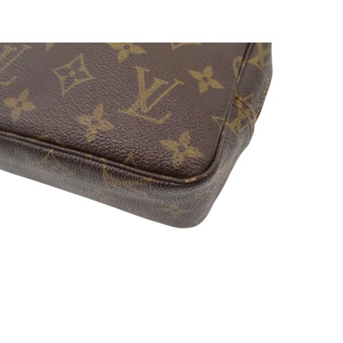 Louis Vuitton Trousse Toilette 23 Monogram Canvas For men Louis Vuitton 13 Louis Vuitton Trousse Toilette 23 Monogram Canvas For men Louis Vuitton 13