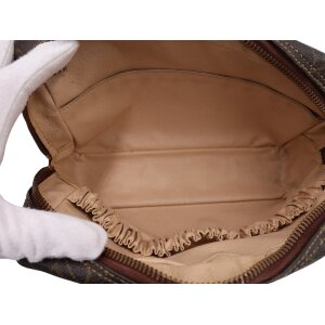 Louis Vuitton Trousse Toilette 23 Monogram Canvas For men Louis Vuitton 30 Louis Vuitton Trousse Toilette 23 Monogram Canvas For men Louis Vuitton 30