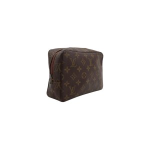 Louis Vuitton Trousse Toilette 23 Monogram Canvas For men Louis Vuitton 24 Louis Vuitton Trousse Toilette 23 Monogram Canvas For men Louis Vuitton 24