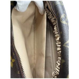 Louis Vuitton Trousse Toilette 28 Monogram Canvas