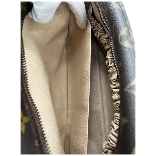 Louis Vuitton Trousse Toilette 28 Monogram Canvas