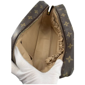 Louis Vuitton Trousse Toilette 28 Monogram Canvas