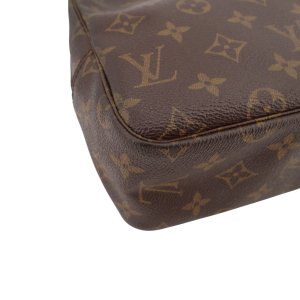 Louis Vuitton Trousse Toilette 28 Monogram Canvas