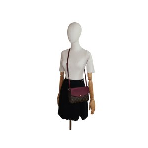 Louis Vuitton Twice Aurore