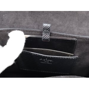Louis Vuitton Twist MM Handbags Louis Vuitton 38 Louis Vuitton Twist MM Handbags Louis Vuitton 38