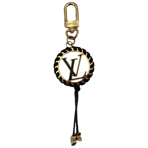 Louis Vuitton Very keychain bag charm