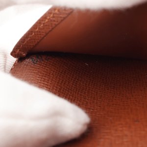 Louis Vuitton Viennois Monogram Canvas Wallet Louis Vuitton Louis Vuitton 37 Louis Vuitton Viennois Monogram Canvas Wallet Louis Vuitton Louis Vuitton 37