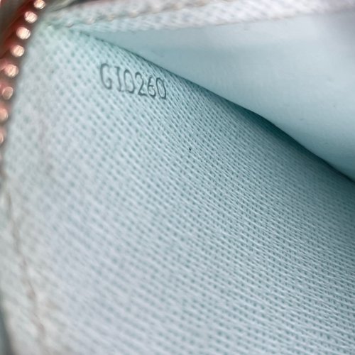 Louis Vuitton Zippy Epi Seaside Wallet