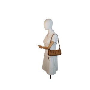 MCM Aren MCM MCM 18 MCM Aren MCM MCM 18