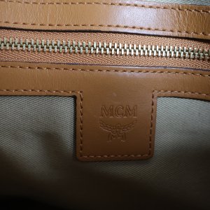 MCM Aren Flat Pouch