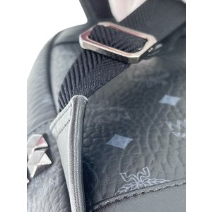 MCM Stark Mini Rucksack Schwarz