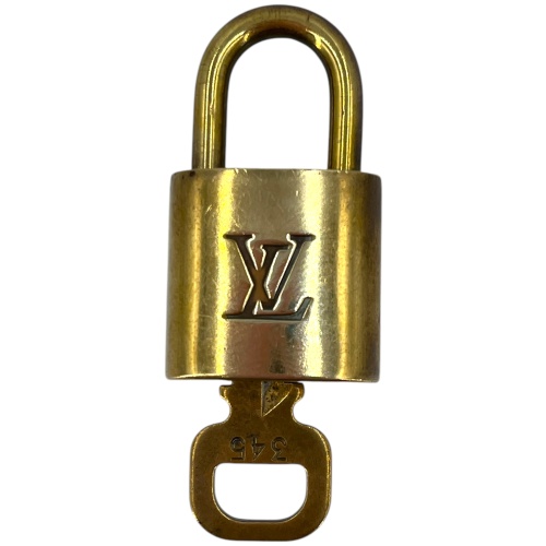Louis Vuitton Schloss Nr. 345