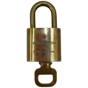 Louis Vuitton Schloss Nr. 343