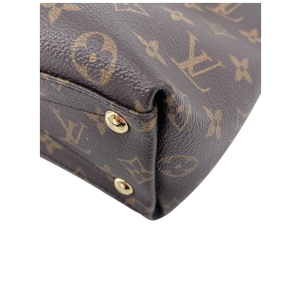 Louis Vuitton V Tote BB Monogram Noir Cara
