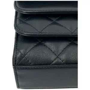 Chanel Triple Flap Bag Schwarz