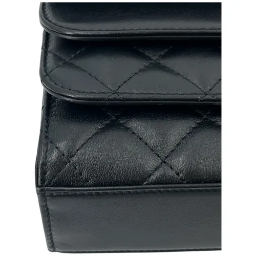 Chanel Triple Flap Bag Schwarz