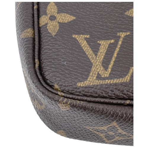 Louis Vuitton Pochette Accessoires Monogram Canvas