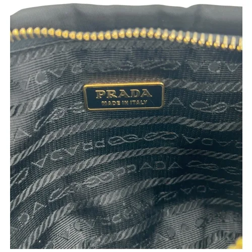 Prada Nylon Clutch Schwarz