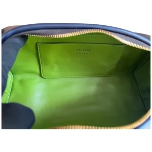 Prada Swing