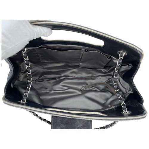 Chanel Mademoiselle East West