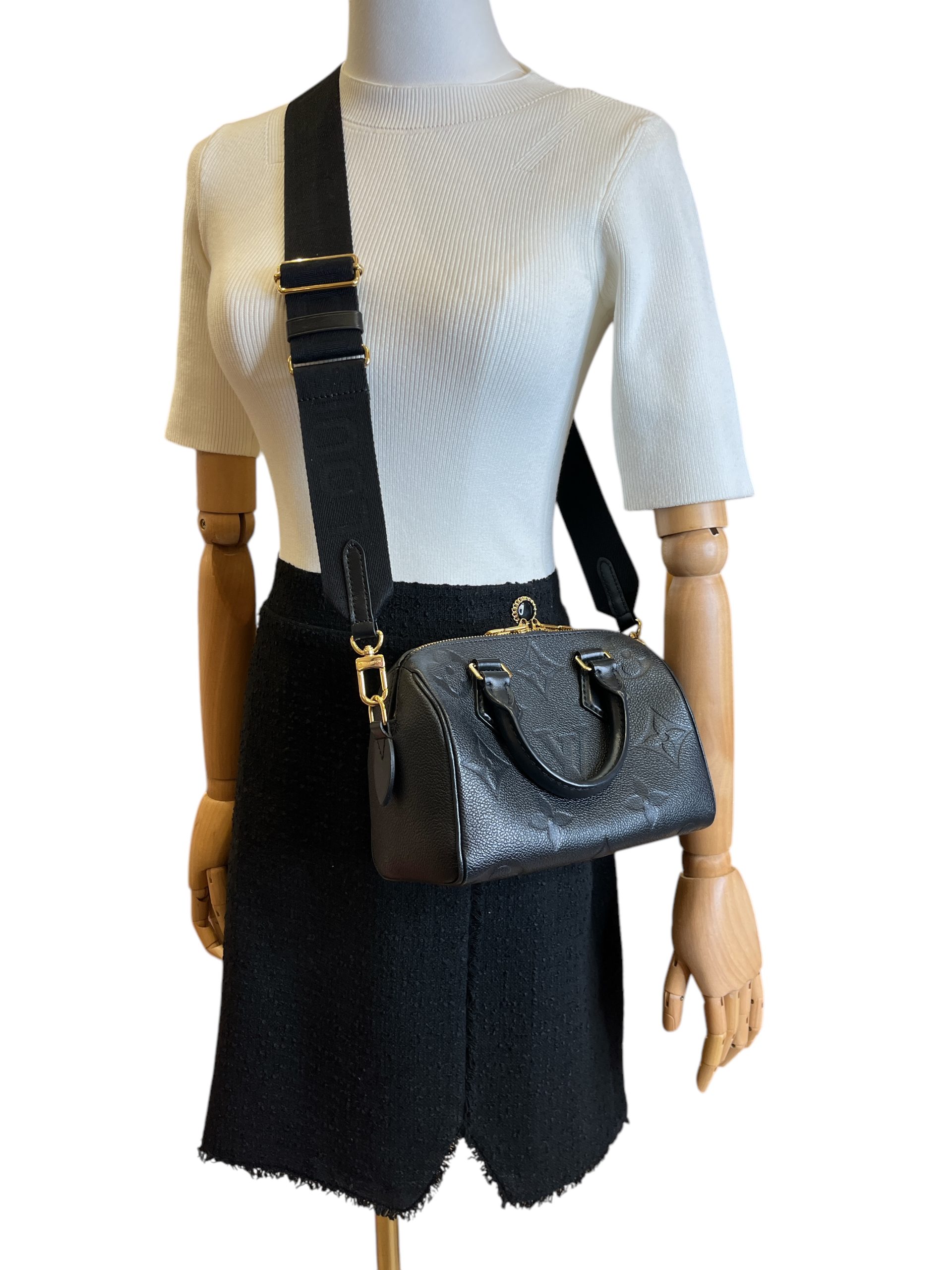 Louis Vuitton ブラックベルト Louis Vuitton Bandouliere Jacquard Shoulder Strap Black - I