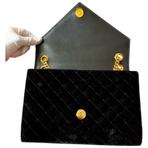 Saint Laurent Envelope Medium Black