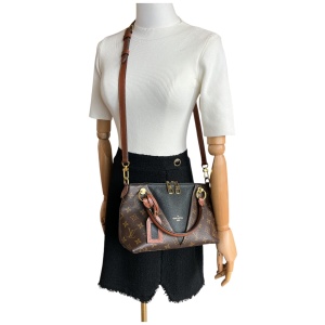 Louis Vuitton V Tote BB Monogram Noir Cara