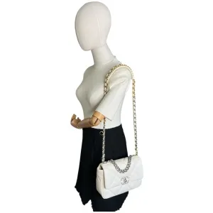 Chanel 19 Small Cremeweiß